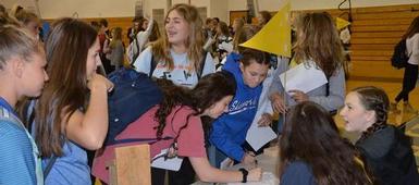 H.S. Students Explore Clubs, Activities at Fair