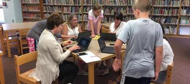 MS Students Train Teachers in Google Lessons