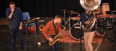 Students Learn from Brooklyn Jazz Band